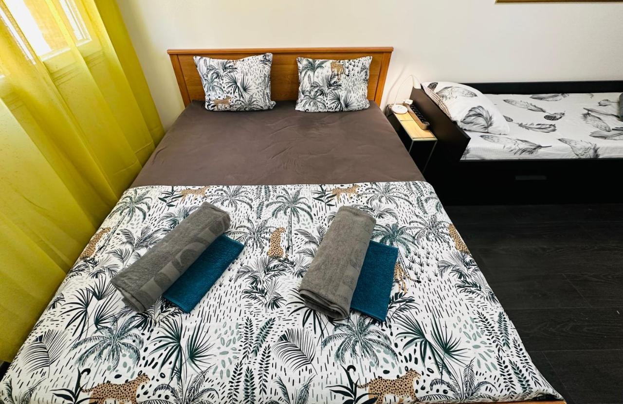 The Nice - 3 Rooms, 3Air Cond, 3Tv, 3Fans, 2 Wc, Wifi Everywhere 5Min Aeroport, Train, Beach, 1Min Tram, 15 Min Centre, Port, Parking Possible Екстер'єр фото