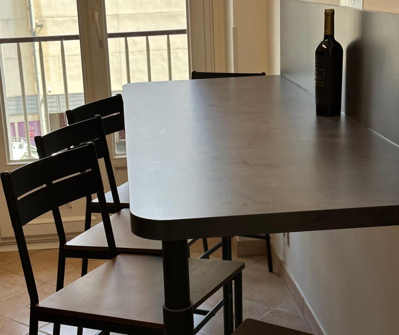 The Nice - 3 Rooms, 3Air Cond, 3Tv, 3Fans, 2 Wc, Wifi Everywhere 5Min Aeroport, Train, Beach, 1Min Tram, 15 Min Centre, Port, Parking Possible Екстер'єр фото